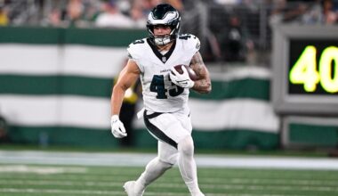 Aug 22, 2025; East Rutherford, New Jersey, USA; Philadelphia Eagles fullback Ben VanSumeren (43) runs with the ball during the second quarter against the New York Jets at MetLife Stadium. Mandatory Credit: Mark Smith-Imagn Images