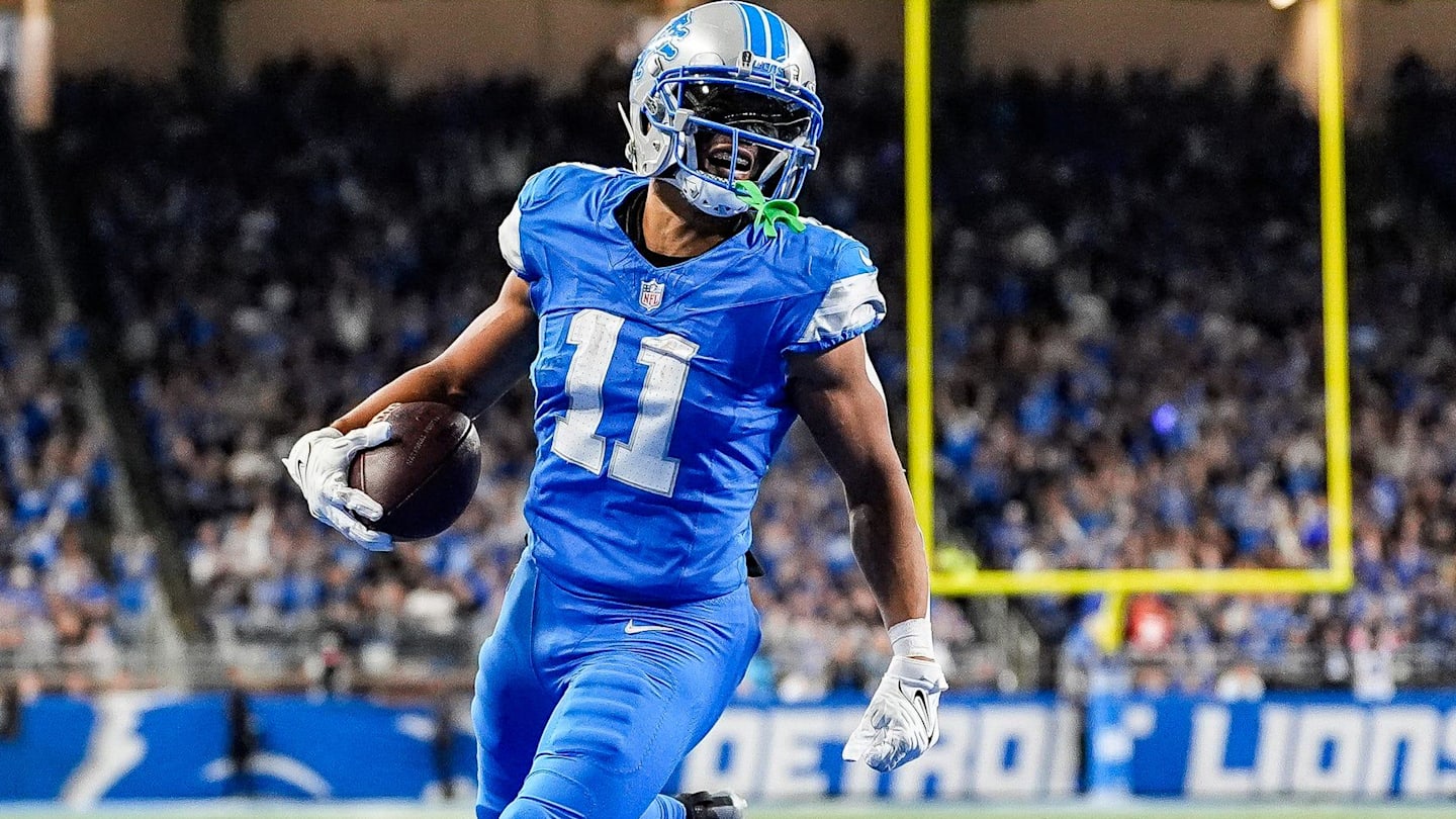 Detroit Lions kick returner Kalif Raymond (11) runs for a touchdown against the Tennessee Titans during the second half at Ford Field in Detroit on Sunday, Oct. 27, 2024.