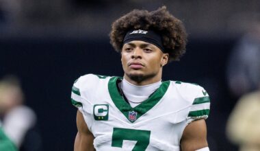 New York Jets quarterback Justin Fields (7)