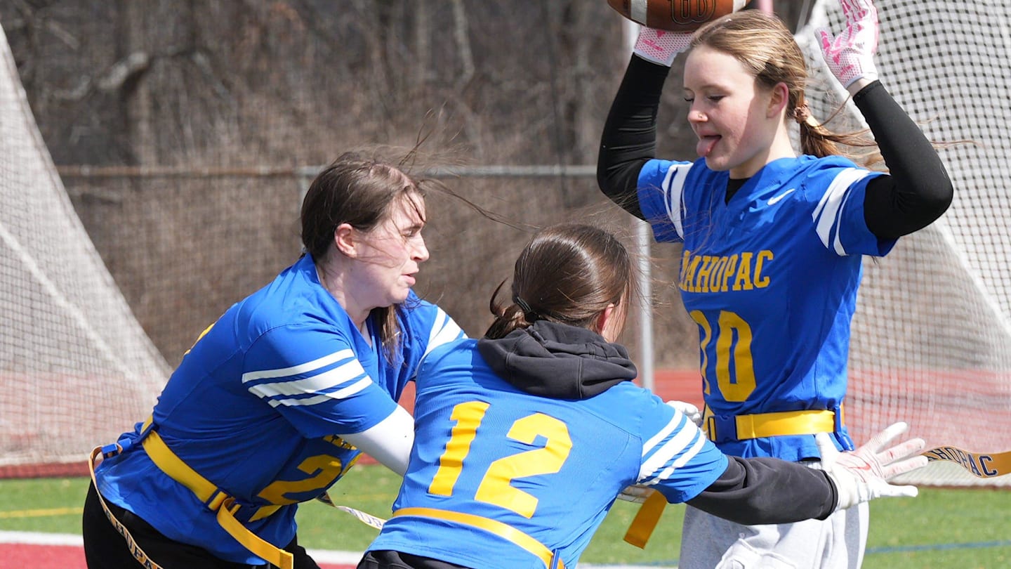 Iowa High School Adds Girls Flag Football Program