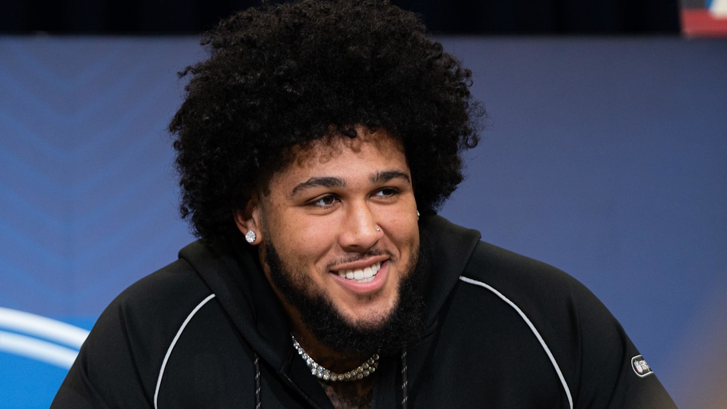 Alabama Crimson Tide offensive tackle Kadyn Proctor