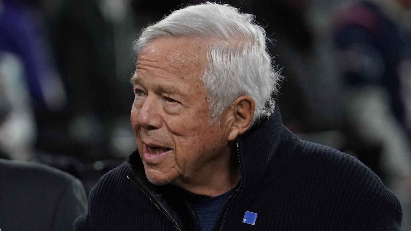Dec 21, 2025; Baltimore, Maryland, USA;  New England Patriots owner robert kraft prior to the game against the Baltimore Ravens at M&T Bank Stadium. Mandatory Credit: James Lang-Imagn Images