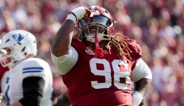 Alabama's Tim Keenan Can Clog The Middle