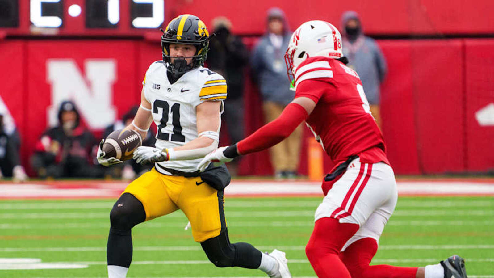 Saints Showing Interest in Big Ten Safety Ahead of 2026 NFL Draft