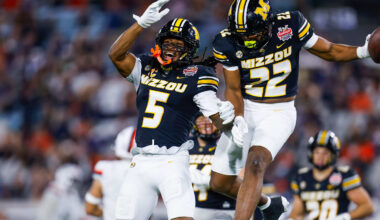 Titans Join Pursuit of Popular LB Before Draft