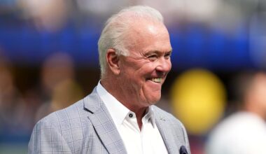 Cowboys' Stephen Jones Pours Cold Water On Urgency To Add LB Before Draft