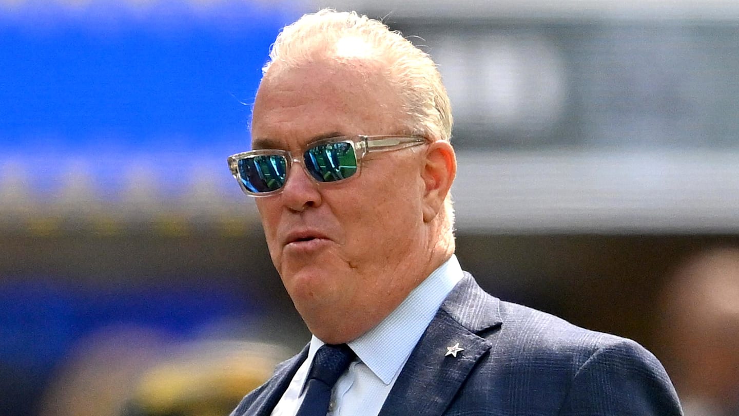 Dallas Cowboys executive vice president Stephen Jones