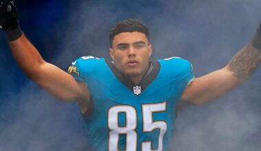 Jacksonville Jaguars tight end Brenton Strange (85) runs on the field before an NFL football matchup at EverBank Stadium, Sunday, Jan. 4, 2026, in Jacksonville, Fla. The Jaguars defeated the Titans 41-7, capturing the AFC South title.