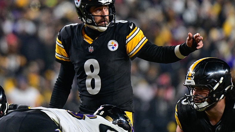 Pittsburgh Steelers QB Aaron Rodgers