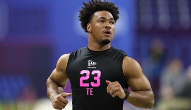 Oregon's Kenyon Sadiq is an impressive athlete with wide receiver speed (4.39-second 40-yard dash time) who some scouts see as a difficult matchup for opposing secondaries