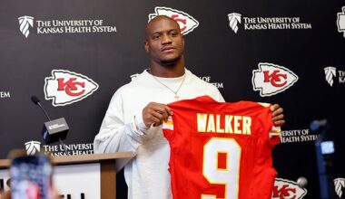 Walker agreed to a three-year deal with Kansas City worth up to $45 million earlier this month
