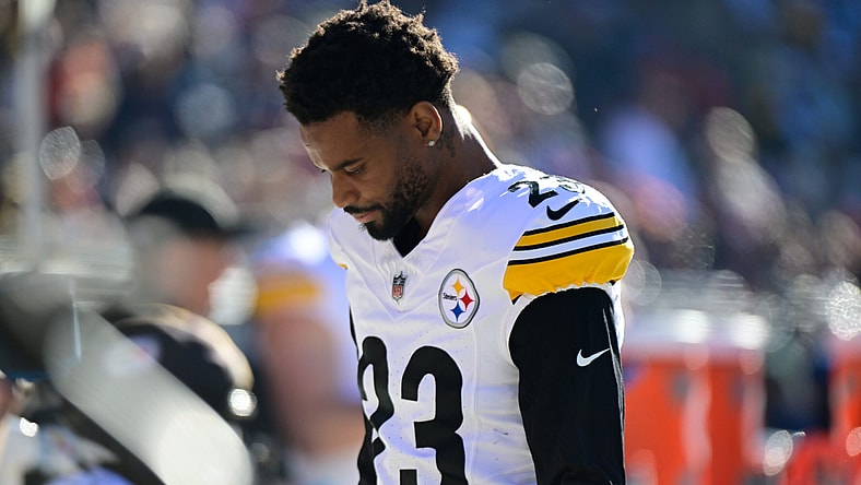 Steelers cornerback Darius Slay