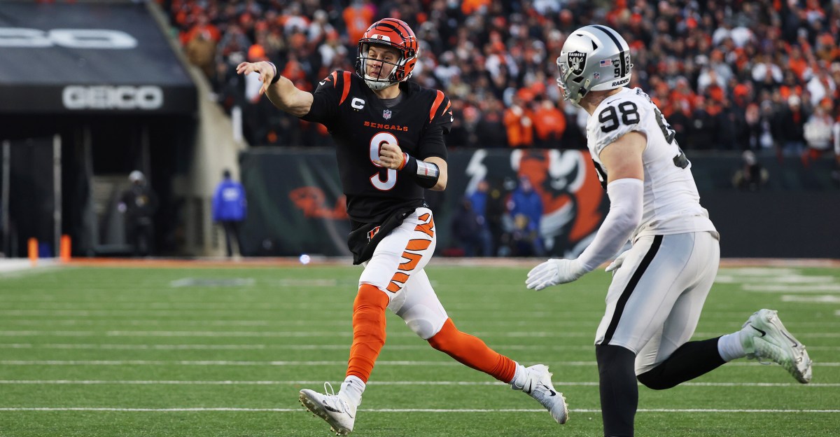 Ravens acquire Maxx Crosby via trade with Raiders