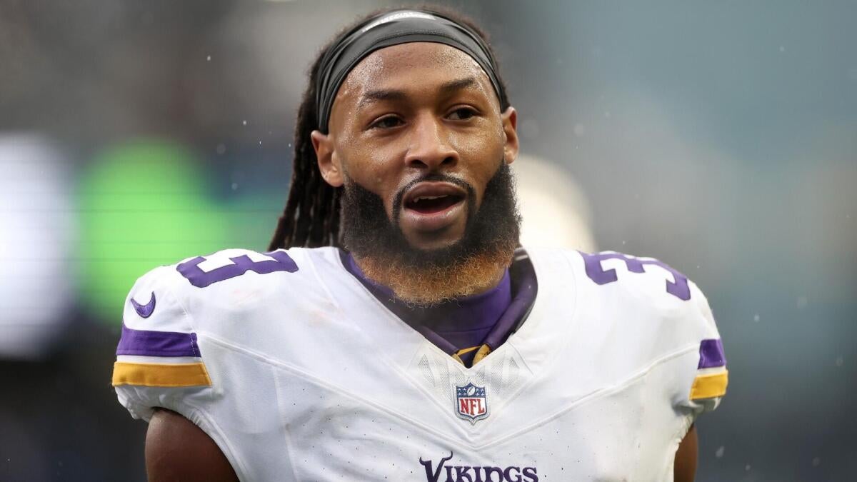 Vikings to release Aaron Jones, Javon Hargrave barring trade