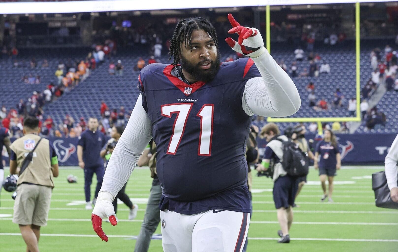 TRADE: Texans Trade RT Tytus Howard To Browns