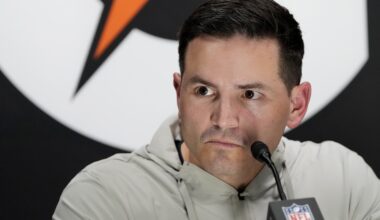 SEA Warned on $32 Million Star Amid Retirement Talk