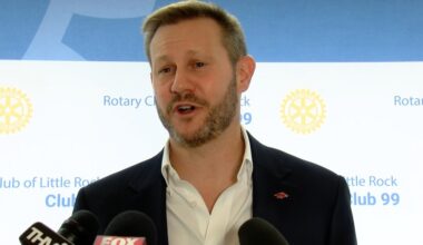 Arkansas’ Ryan Silverfield speaks at Little Rock Rotary Club