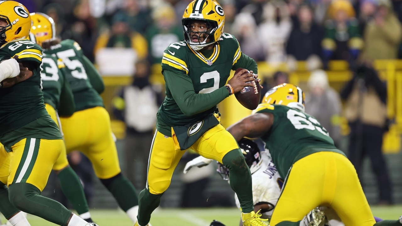 Jets have triple option of positions to upgrade roster: quarterback, linebacker, wide receiver