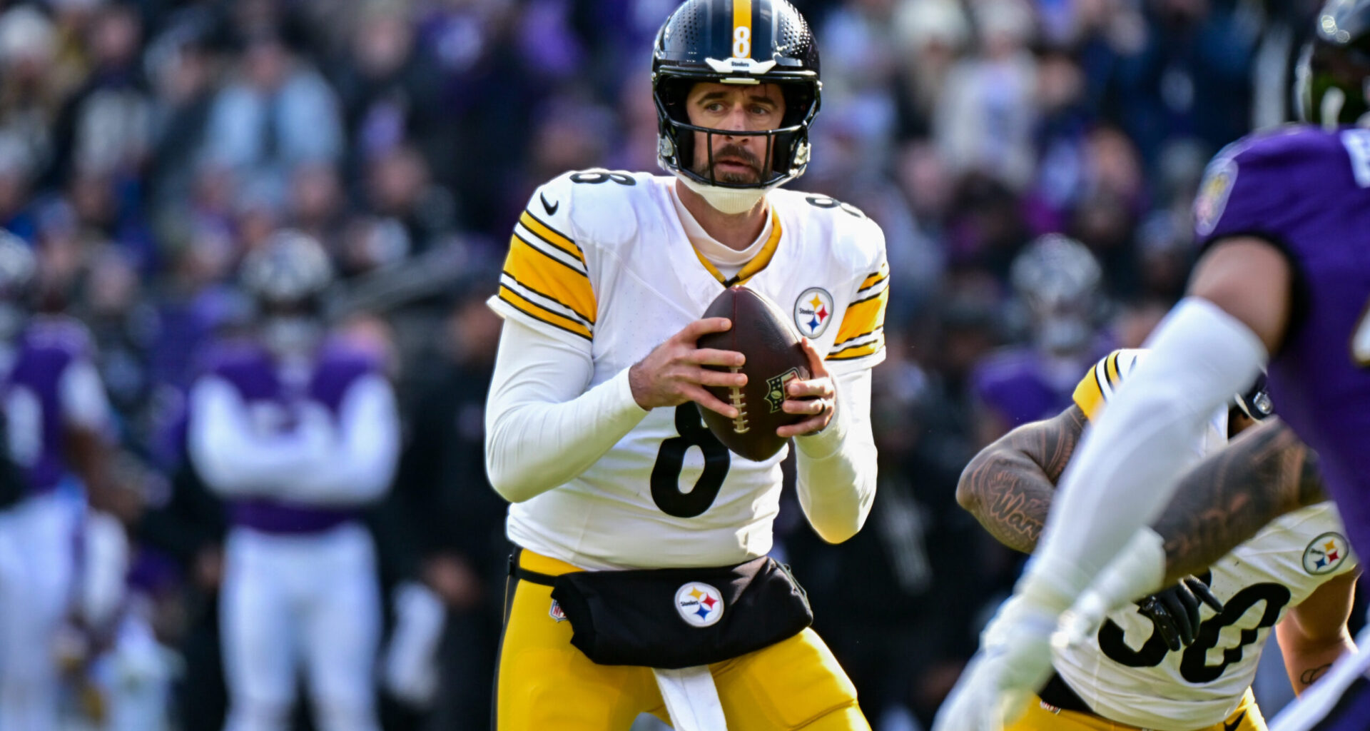 Aaron Rodgers Projected to Leave Steelers, Pair With Dark Horse Suitor