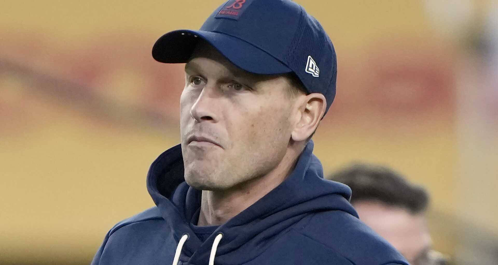 Bears Strike $10 Million Deal to Re-Sign Veteran OT Braxton Jones