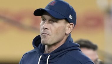 Bears Strike $10 Million Deal to Re-Sign Veteran OT Braxton Jones