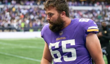 Titans Signing C Austin Schlottman To Two-Year Deal