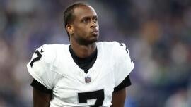 Raiders trading Geno Smith to Jets for swap of 2026 late-round picks