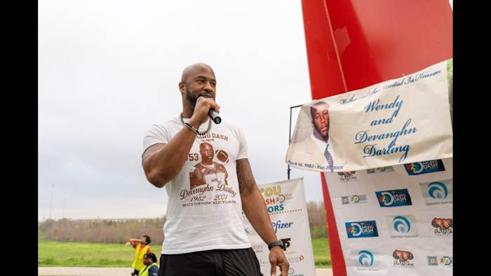 Former Houston Texans player honors twin’s legacy with 16th Annual Darling Dash race in Sugar Land