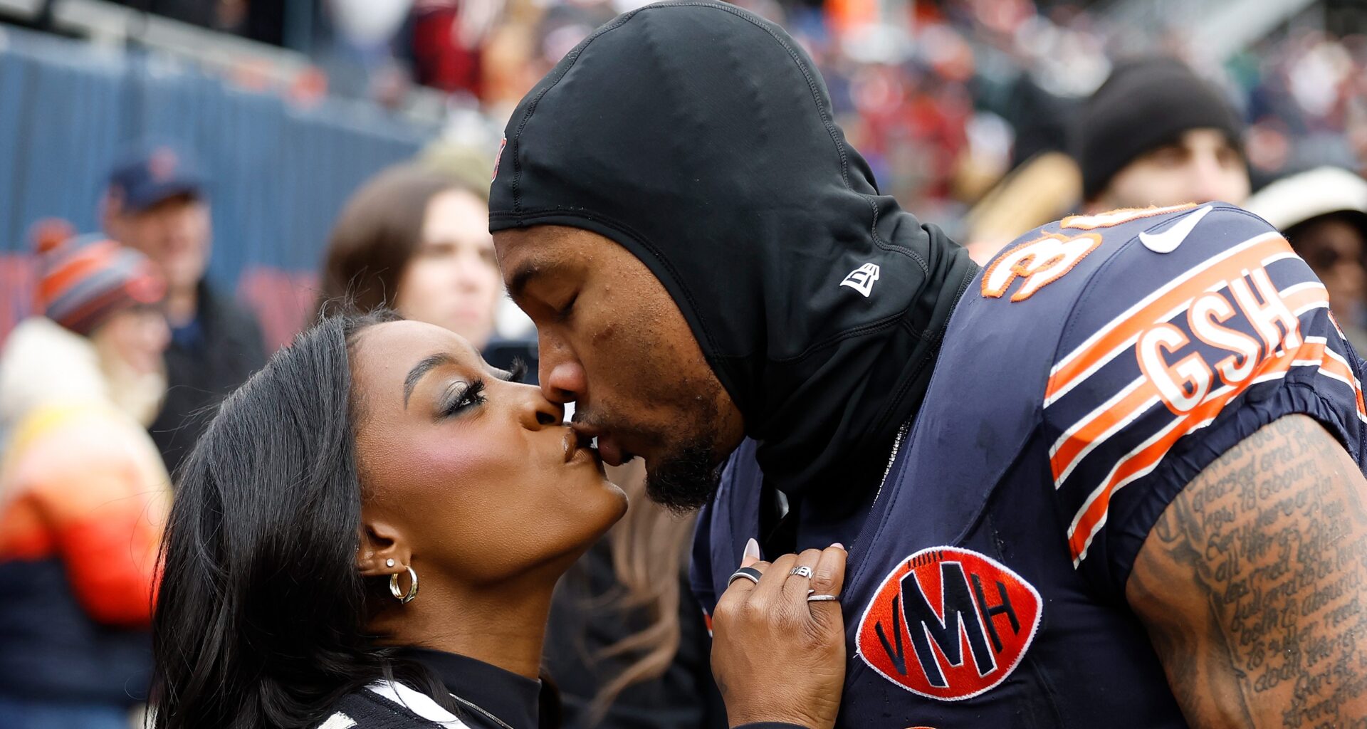 Simone Biles Husband' Jonathan Owens Leaves Chicago for Colts