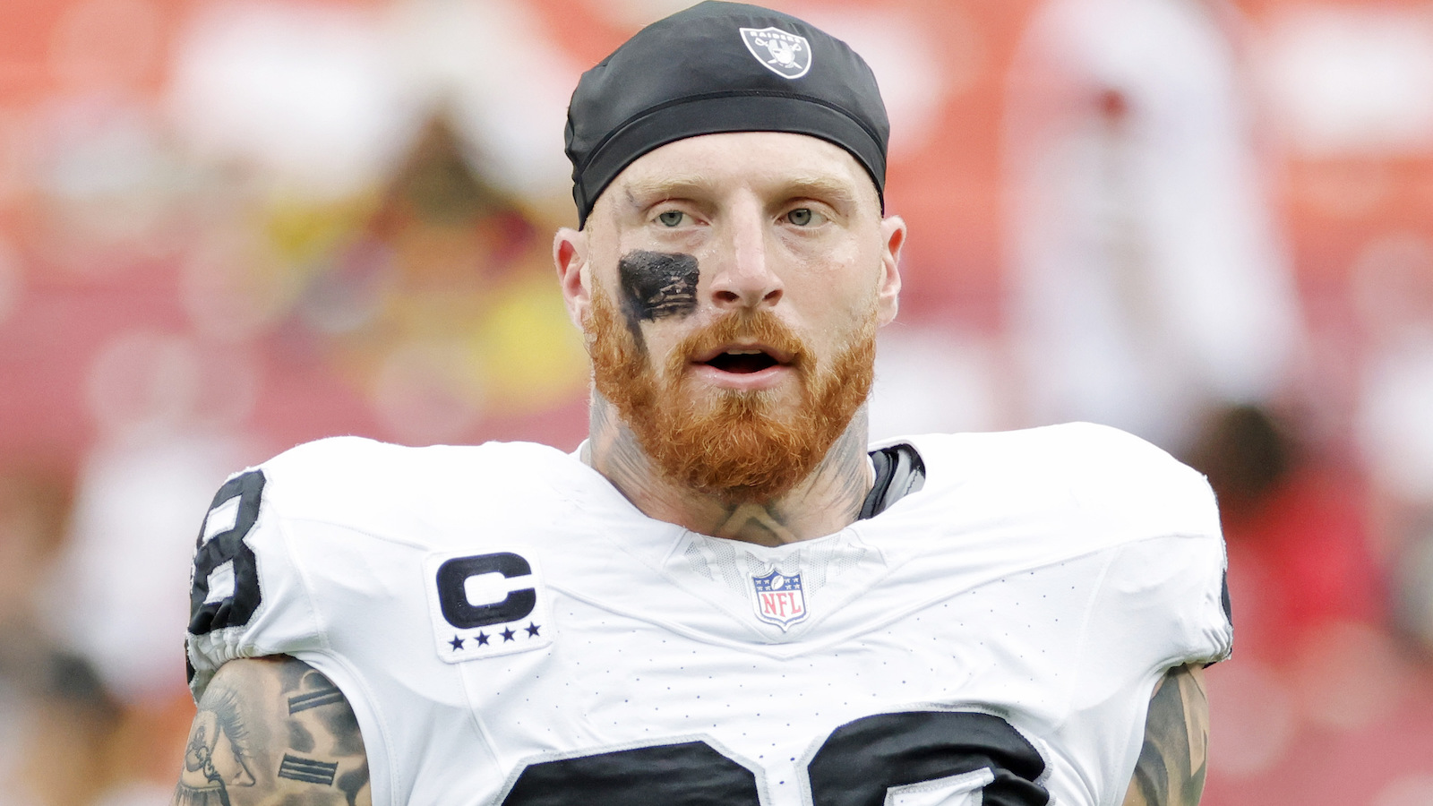 Maxx Crosby in a Raiders uniform