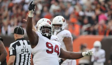 Los Angeles Chargers sign former Alabama DL to one-year deal