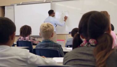 Judge extends Texas school voucher application deadline after lawsuit over exclusion of Islamic schools