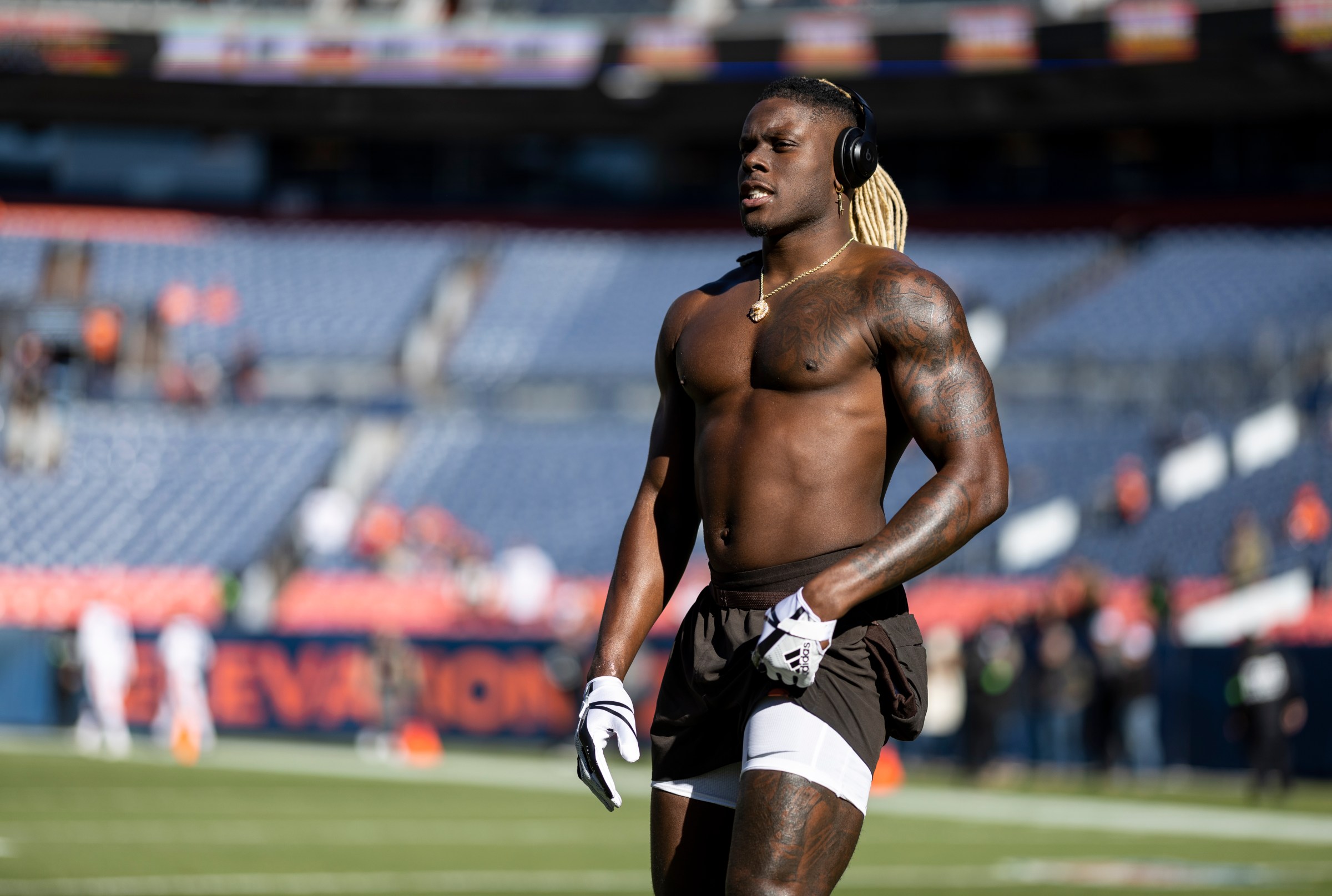 Daily Dawg Chow 3/13; Browns officially move on from notable veterans