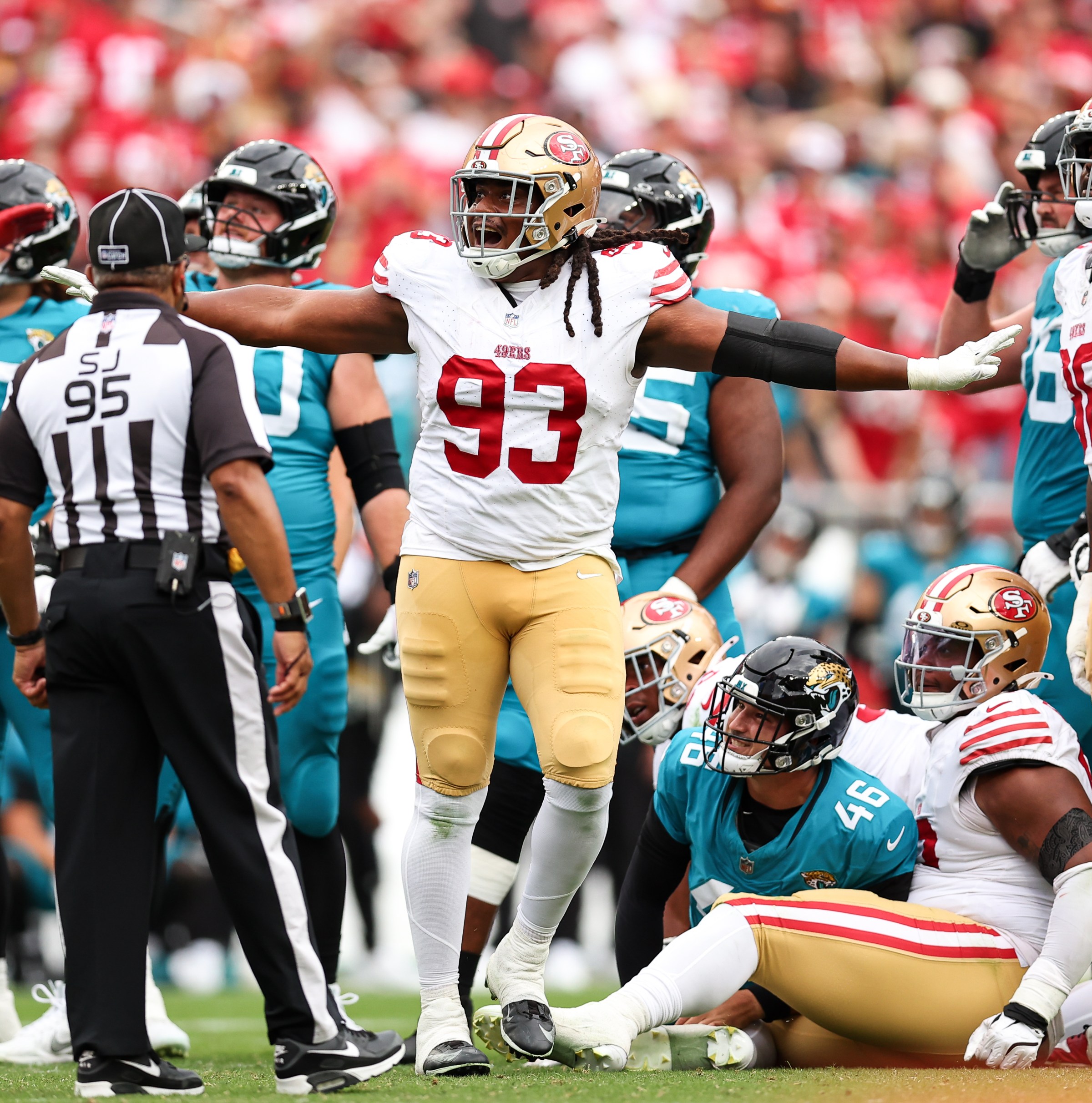 Sunday Dawg Chow (3/15): Time to bargain shop in NFL free agency