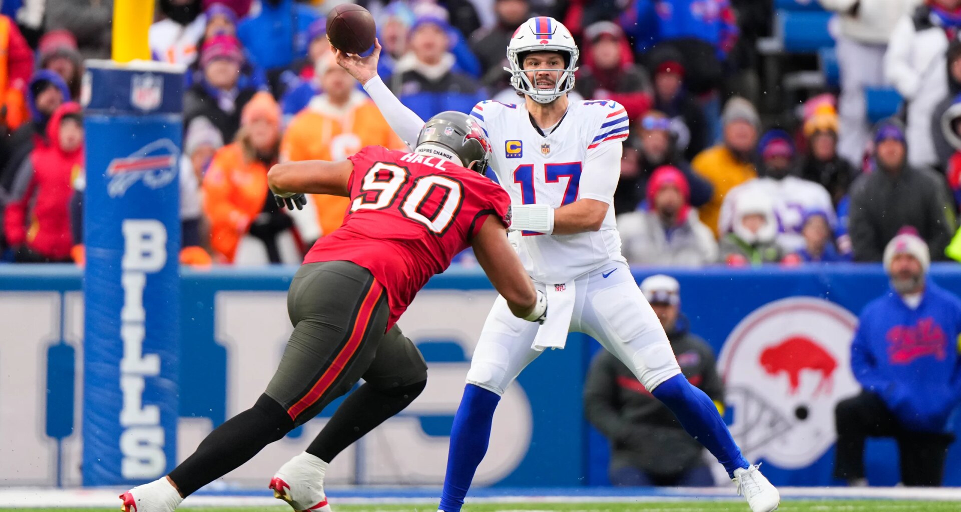 DL Logan Hall excited to return to Houston, call Texans his new home