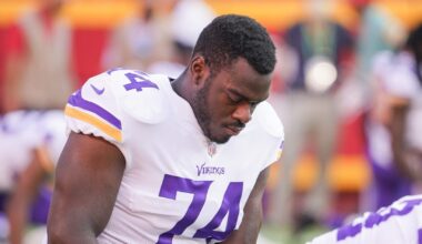 Cardinals Sign OL Olisaemeka Udoh
