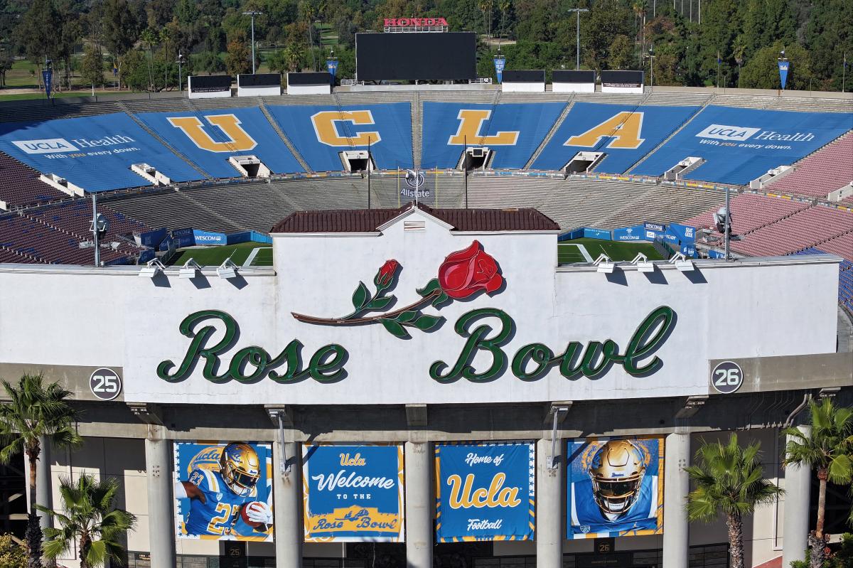 UCLA will return to the Rose Bowl for a spring game on May 2