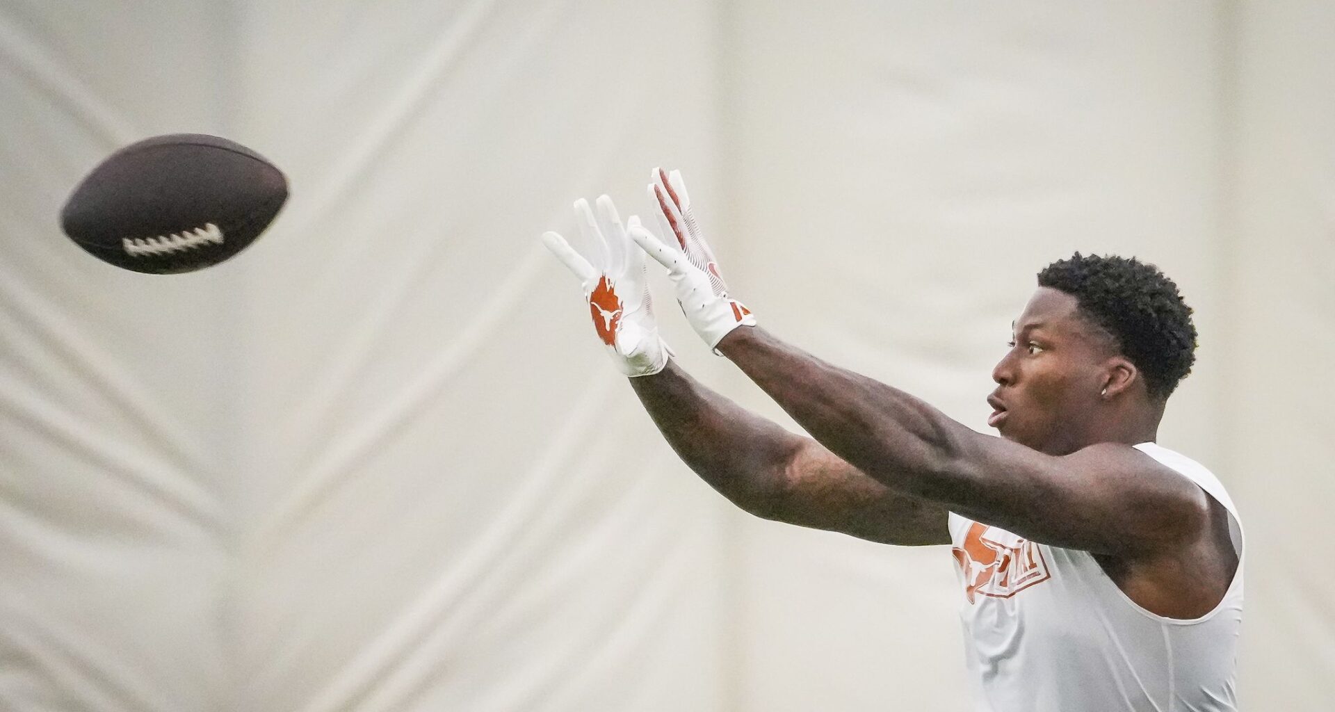 Coach, Texas LB Anthony Hill Jr. have dinner together