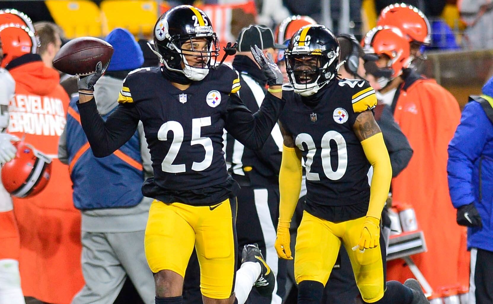 Former Steelers Cornerback Signs with NFC Team