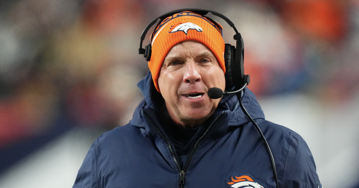 The Denver Broncos recently showed interest in a free agent that could hint at their NFL Draft plans