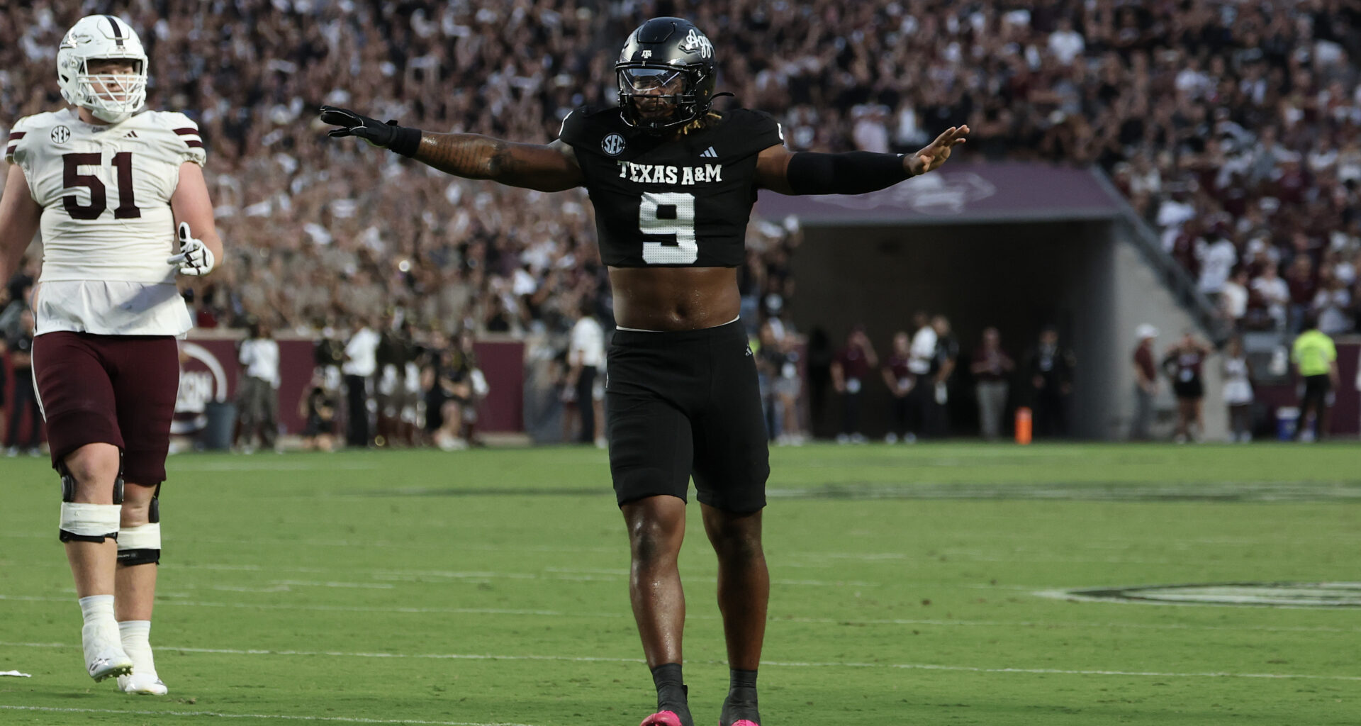 Two Defensive Prospects Could Catch the Bucs' Eye In Draft