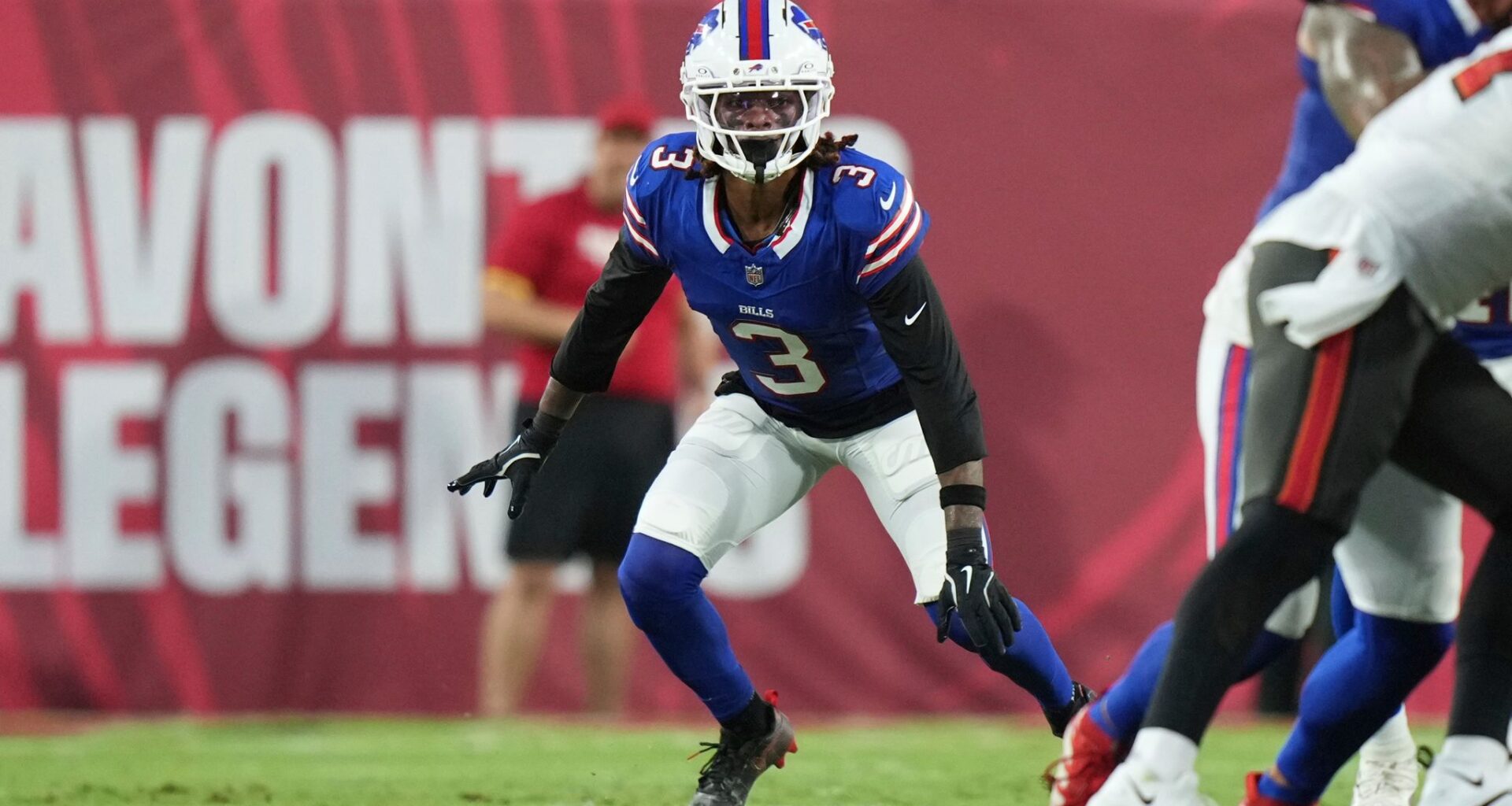 Safety Damar Hamlin returns to Buffalo for 6th season after signing a 1-year contract with the Bills