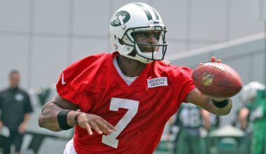 Jets coach Aaron Glenn on Geno Smith as the team's starting quarterback next season: 'No doubt about it'
