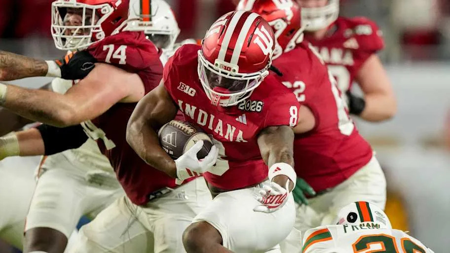 Indiana running back Kaelon Blac