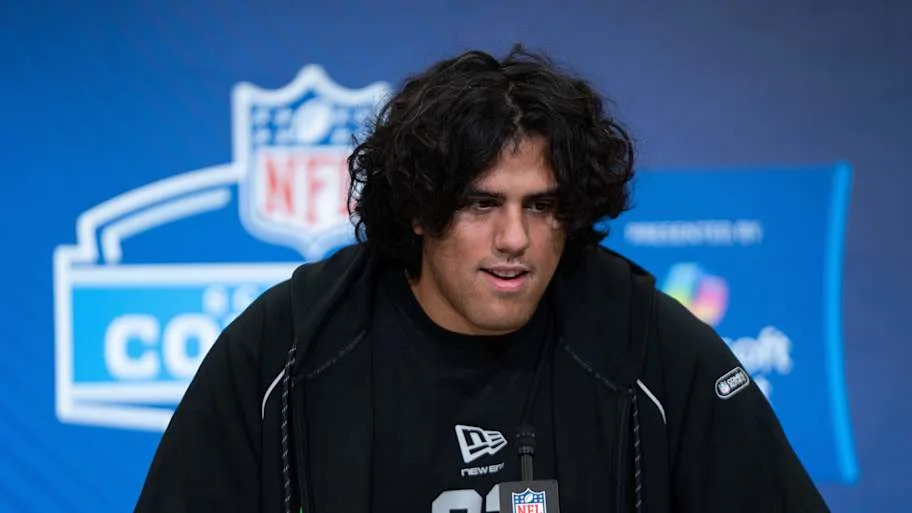 Utah offensive lineman Spencer Fano