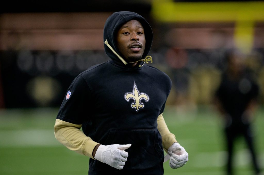 New Orleans Saints running back Alvin Kamara (41) warms up before a game against the Denver Broncos at Caesars Superdome. 