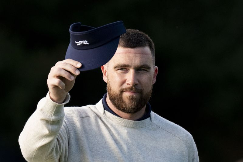 Report: TE Travis Kelce wants to keep playing, perhaps not for Chiefs | WTVB | 1590 AM · 95.5 FM