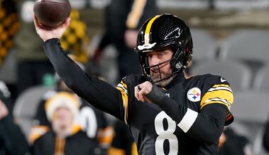 Steelers' Mike McCarthy noncommittal on timeline for QB Aaron Rodgers' decision