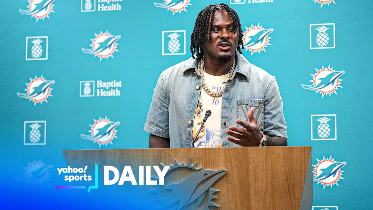 Dolphins send mixed signals by signing Malik Willis, trading Jaylen Waddle