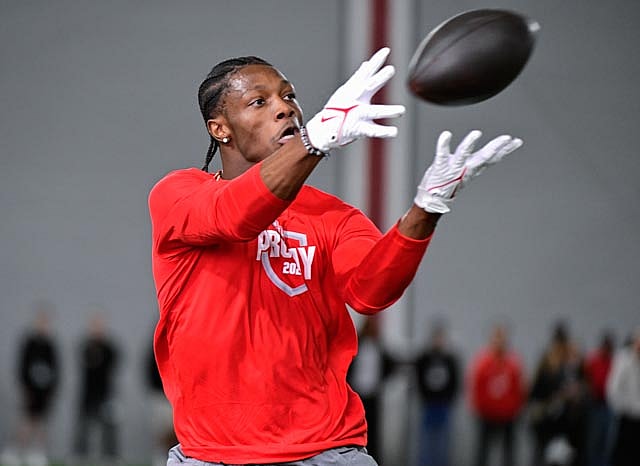 Ohio State wide receiver Carnell Tate